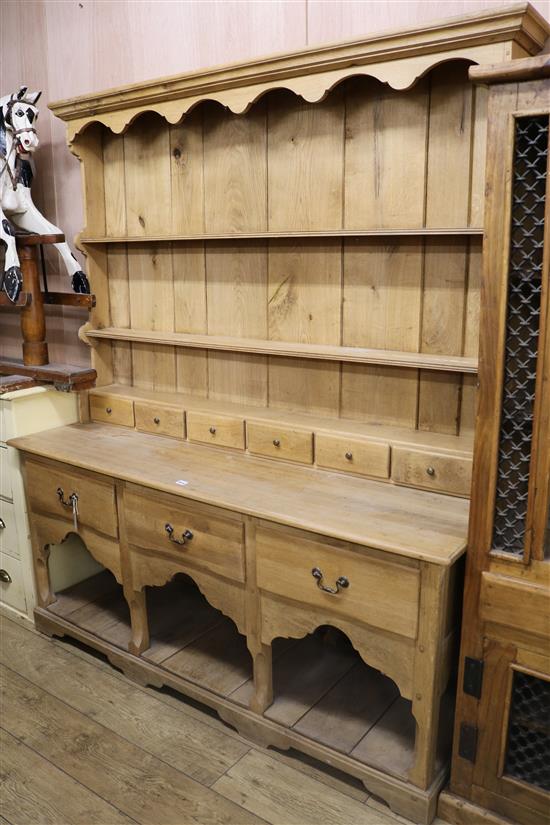 A light oak dresser, W.164cm